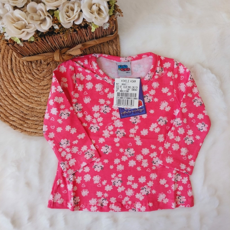 Remera Flores y Gatito