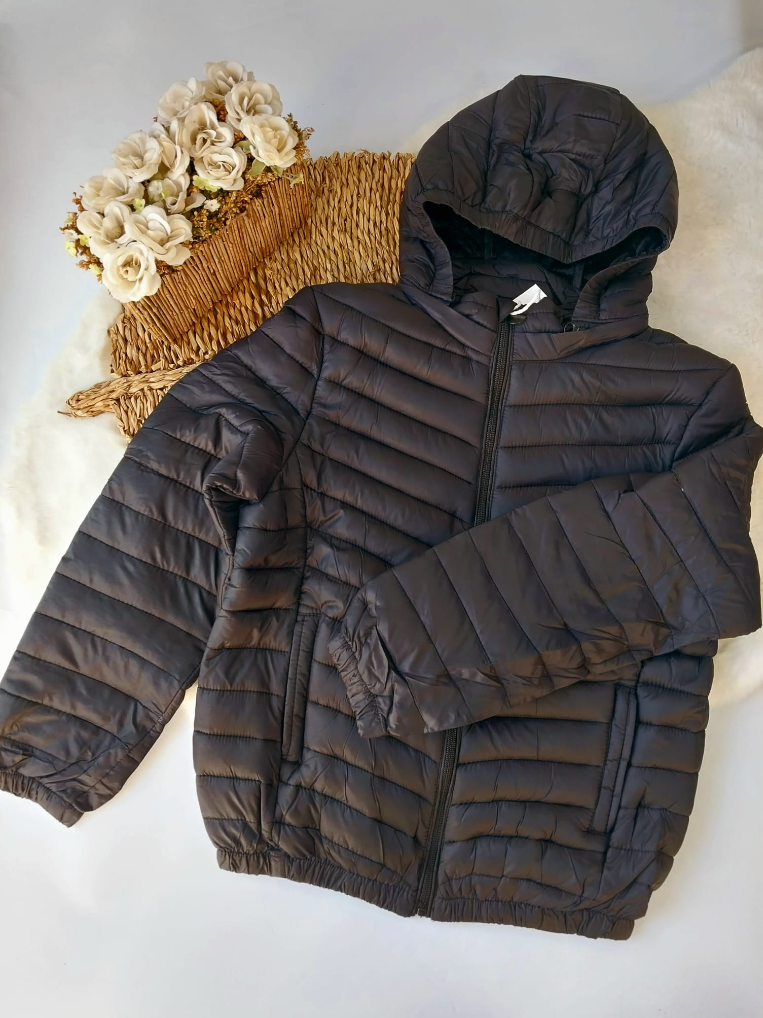 Campera Forrada con Capucha Desmontable