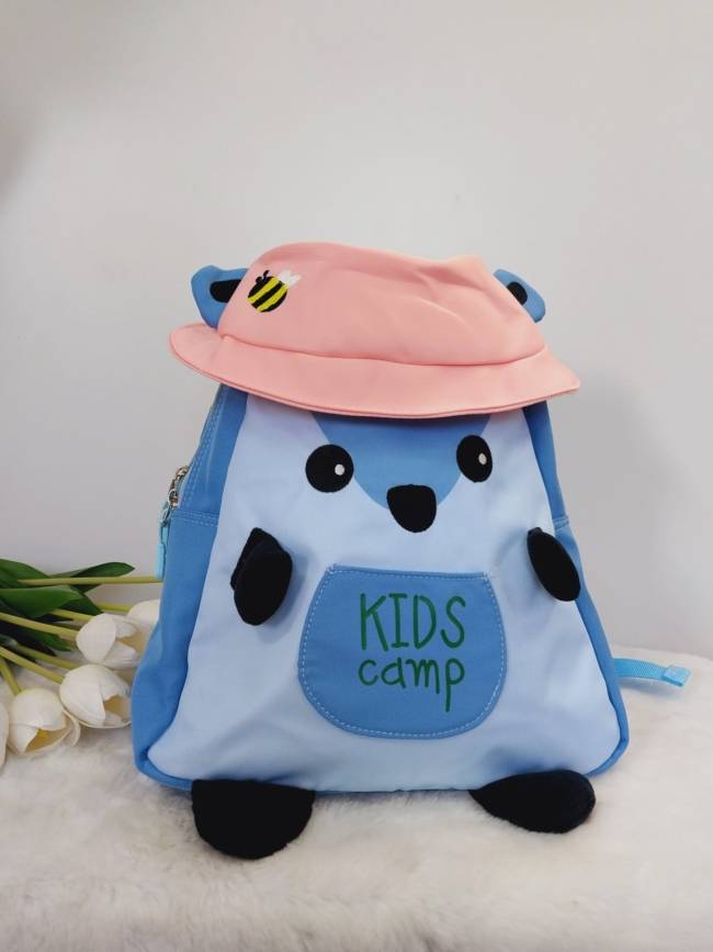 Mochila Kids Camp con Gorro
