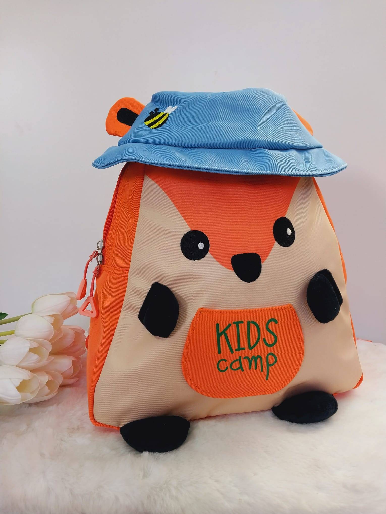 Mochila Kids Camp con Gorro